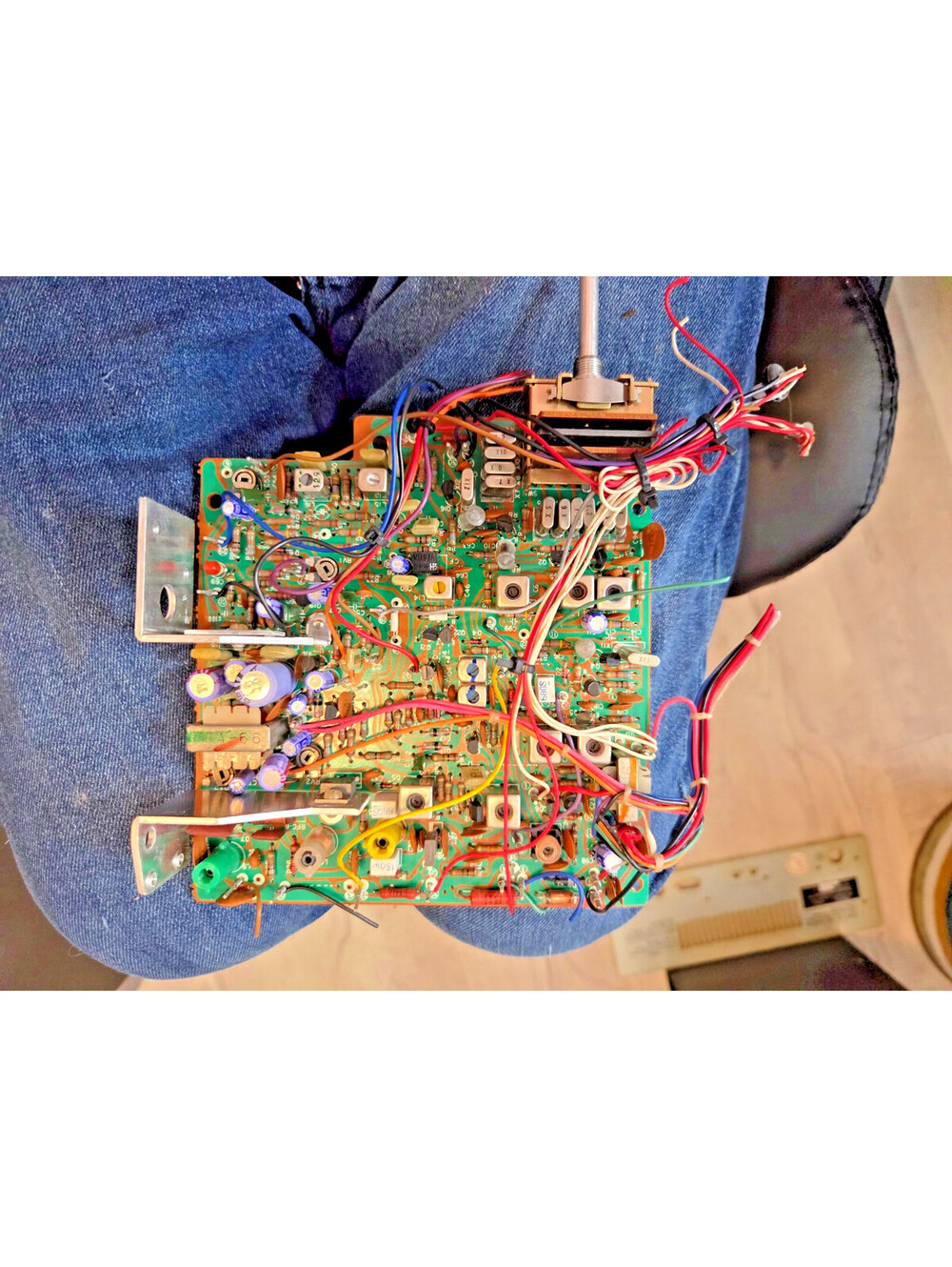 WORKING Mainboard from a really nice Midland 863b base station radio